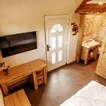 Gostilnica Orle - Sleeping In The Tower Guest house 3*