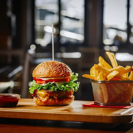 Gostilnica Orle - Sleeping In The Tower 3* Škofljica