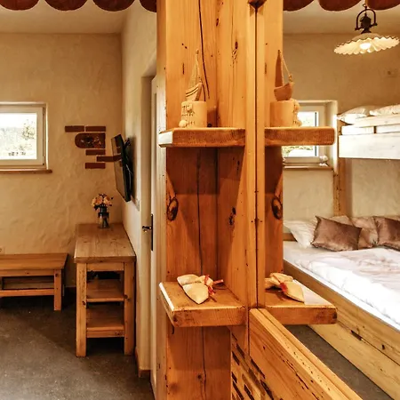 Gostilnica Orle - Sleeping In The Tower