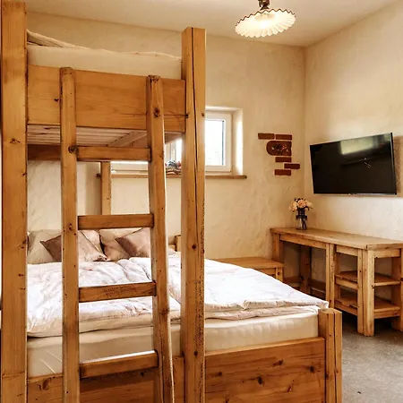 Gostilnica Orle - Sleeping In The Tower Gostinjska kuća 3*