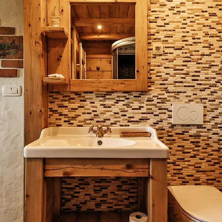 Gostilnica Orle - Sleeping In The Tower