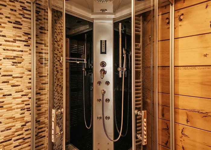 Hiša za goste Gostilnica Orle - Sleeping In The Tower