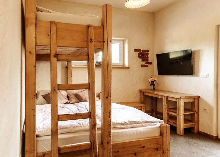 Gostilnica Orle - Sleeping In The Tower Affittacamere 3*